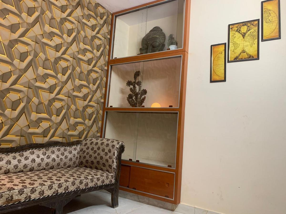 Privyrooms Gorakhpur Bagian luar foto