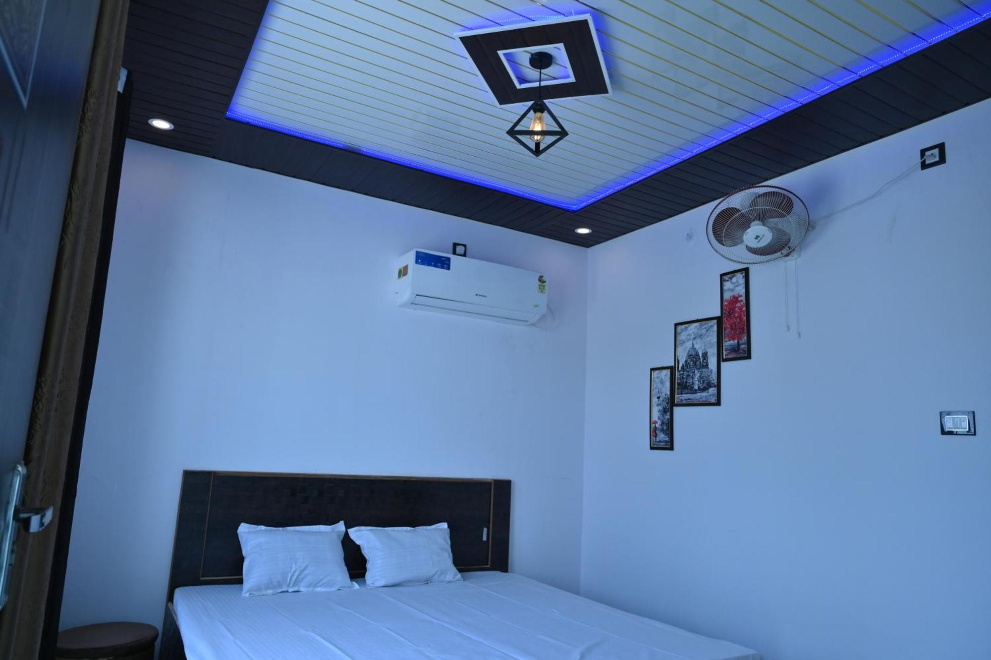 Privyrooms Gorakhpur Bagian luar foto